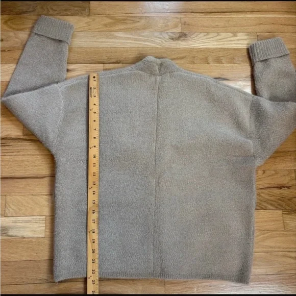 Anthropologie Pilcro Cozy Neutral With a Subtle Sparkle Pocket Cardigan Sweater - Picture 9 of 12